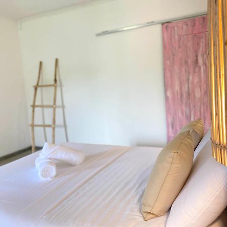 Hotel Sky Breeze Unawatuna Exterior foto